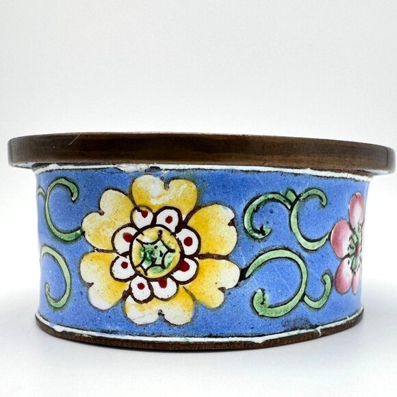 Vintage Chinese Canton Enameled Trinket Box Butterfly Floral Motif Handcrafted - Picture 10 of 11